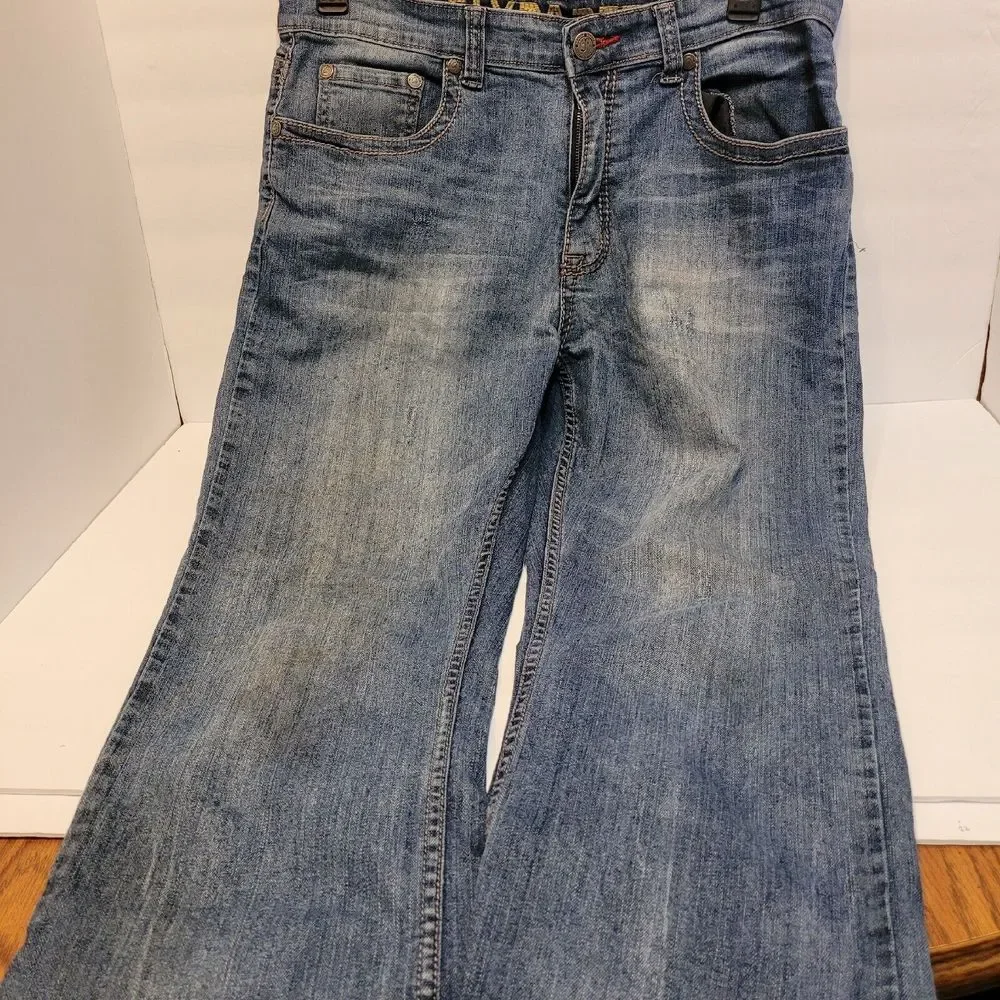 Flypaper Jeans Mens 34x31 Bootcut Mid Rise Embroidered Medium Wash Denim Blue‎
